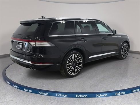 Certified 2023 Lincoln Aviator Black Label w/ Dynamic Handling Package image 5