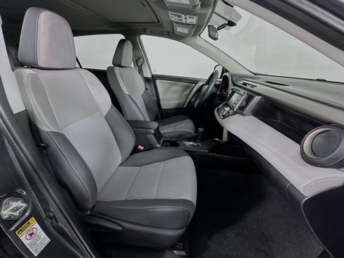 Used 2014 Toyota RAV4 XLE image 26