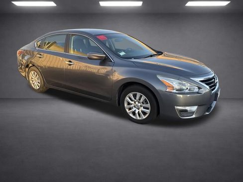 Used 2015 Nissan Altima 2.5 S w/ Power Driver Seat Package FWD image 20