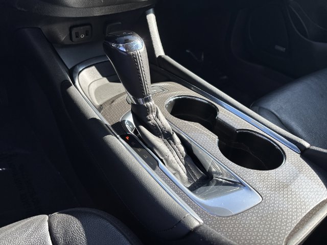 Used 2018 Chevrolet Malibu LT w/ Leather Package FWD image 29