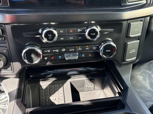 New 2026 Ford F250 Lariat w/ FX4 Off-Road Package AWD/4WD image 16