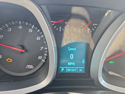 Used 2011 Chevrolet Equinox LT w/ Driver Convenience Package FWD image 12