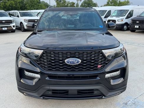 Certified 2024 Ford Explorer ST w/ Equipment Group 401A AWD/4WD image 2