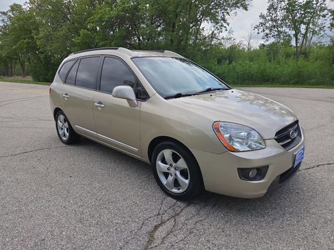Used 2007 Kia Rondo EX FWD image 9