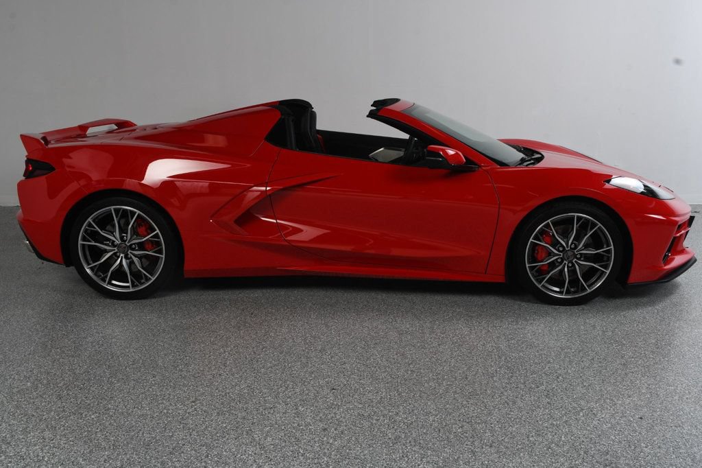Used 2023 Chevrolet Corvette Stingray Preferred Conv w/ Z51 Performance Package RWD image 13