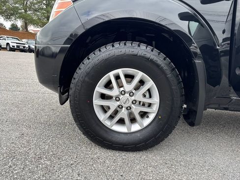 Used 2021 Nissan Frontier SV image 27