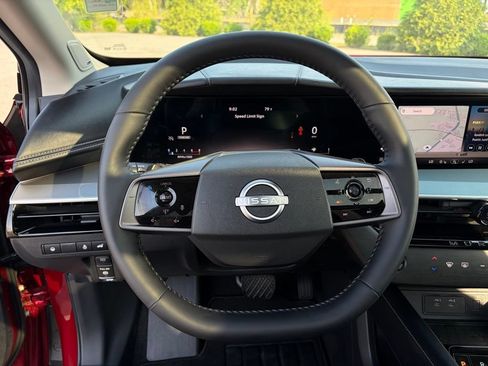 Certified 2025 Nissan Murano SL AWD/4WD image 16