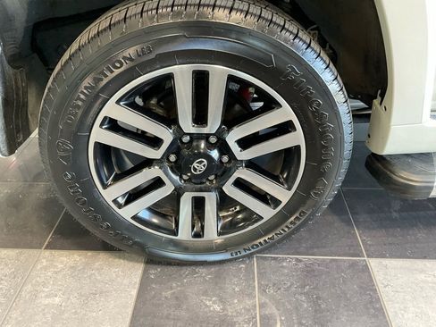 Used 2021 Toyota 4Runner Limited image 7