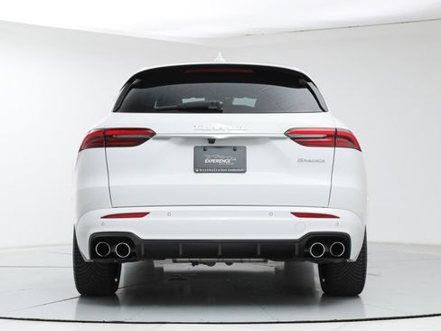 New 2025 Maserati Grecale GT AWD/4WD image 4