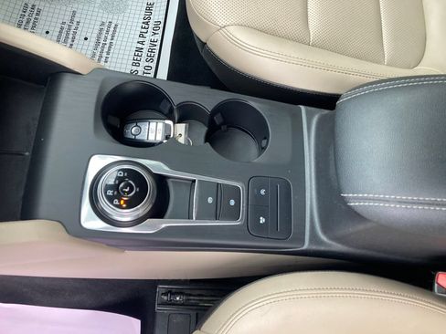 Used 2020 Ford Escape SEL AWD/4WD image 36