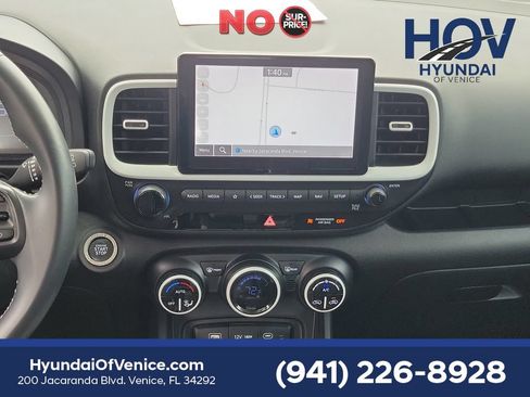 Certified 2023 Hyundai Venue Limited w/ Cargo Package FWD image 19