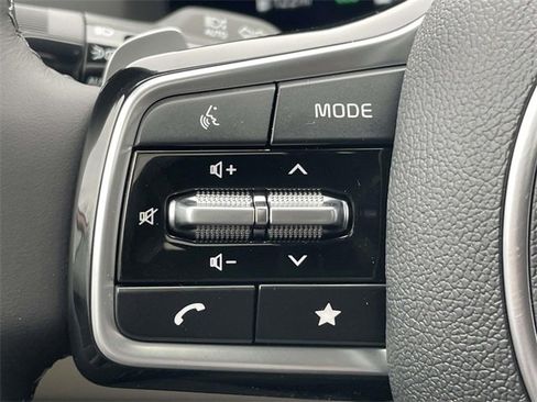 New 2026 Kia Carnival SX image 33