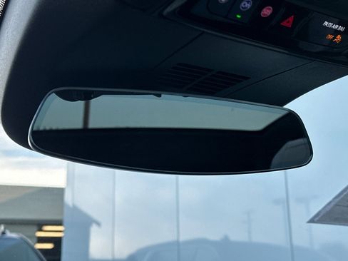 Certified 2025 Cadillac Lyriq Luxury image 23