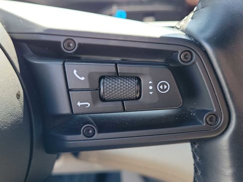 Used 2021 Porsche Taycan 4S image 21