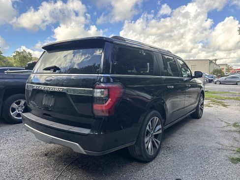 Used 2020 Ford Expedition Max Limited w/ Equipment Group 302A AWD/4WD image 3