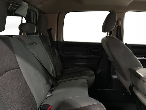 Used 2020 RAM 1500 Express w/ Wheel & Sound Group AWD/4WD image 32