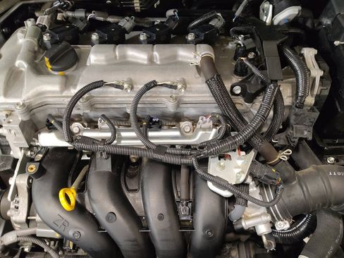 Used 2022 Toyota Corolla LE image 30