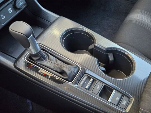 New 2026 Honda Civic Sport image 17