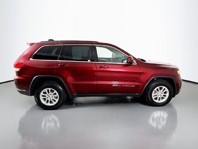 Used 2018 Jeep Grand Cherokee Laredo AWD/4WD image 8