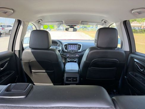Used 2024 GMC Terrain SLT w/ Elevation Edition AWD/4WD image 26