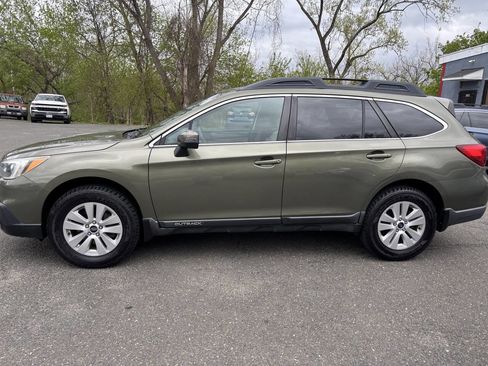 Used 2015 Subaru Outback 2.5i Premium image 2