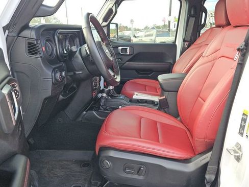 Used 2024 Jeep Wrangler Unlimited Rubicon 392 image 3