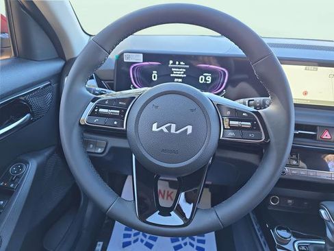 New 2026 Kia Seltos S image 11