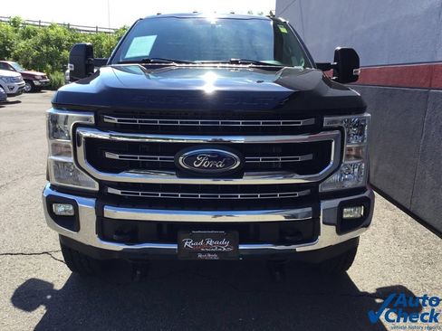 Used 2020 Ford F250 XLT w/ XLT Value Package AWD/4WD image 4