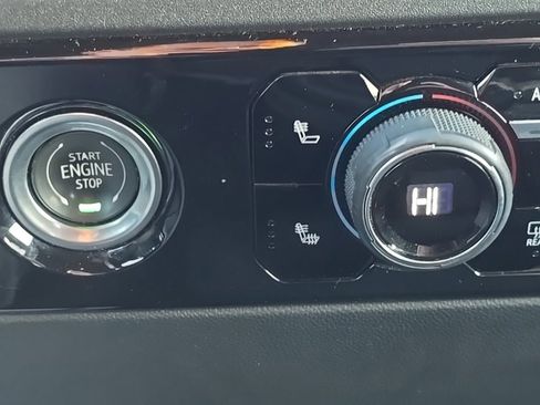 Certified 2023 Chevrolet Silverado 1500 LT image 11