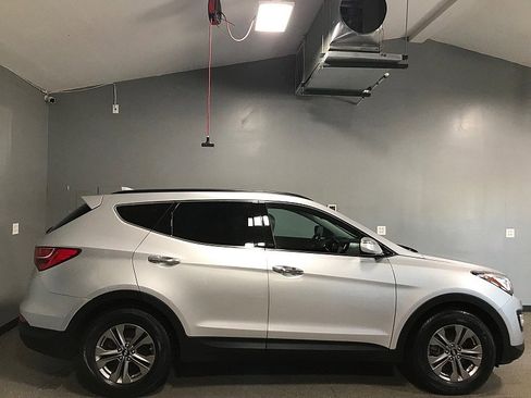 Used 2016 Hyundai Santa Fe Sport w/ Option Group 04 image 3