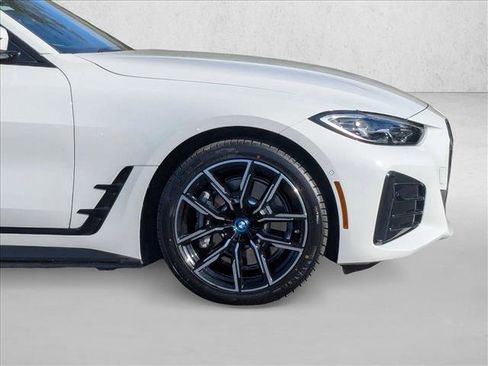 Used 2023 BMW i4 eDrive40 w/ M Sport Package image 24
