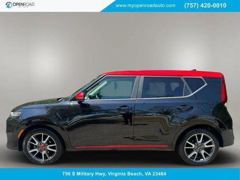 Used 2020 Kia Soul GT-Line FWD image 1