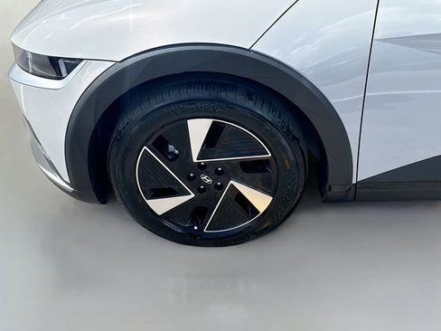Certified 2026 Hyundai Ioniq 5 SEL RWD image 28