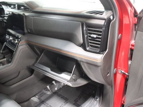 Used 2024 GMC Sierra 1500 AT4 w/ Technology Package image 30