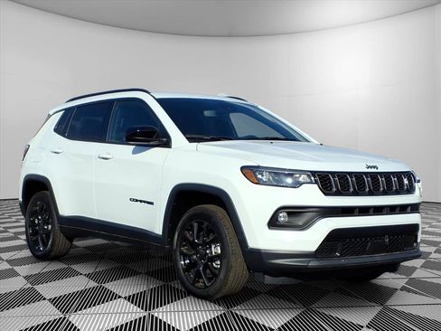 New 2026 Jeep Compass Latitude image 1