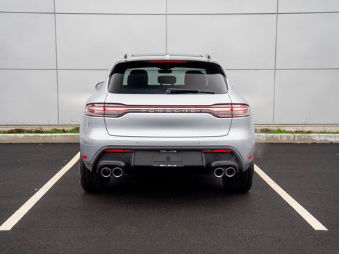 Certified 2026 Porsche Macan AWD/4WD image 7