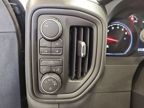 New 2026 Chevrolet Silverado 1500 Custom Trail Boss w/ Midnight Edition AWD/4WD image 26