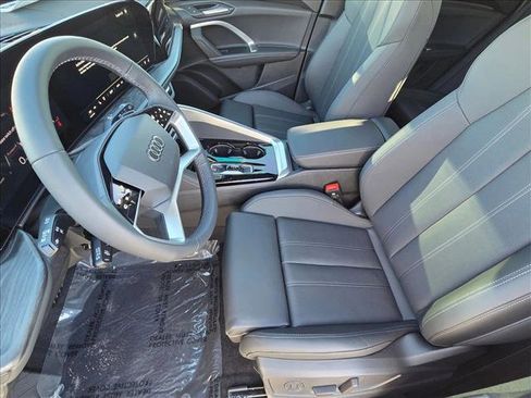 New 2025 Audi Q5 Premium Plus image 4