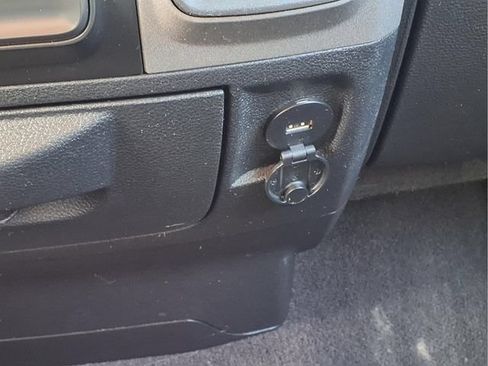 Used 2018 RAM 1500 Express w/ Express Value Package AWD/4WD image 15