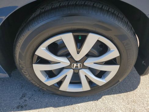 Used 2025 Honda Civic LX image 28