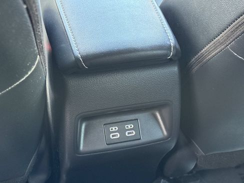 Used 2025 Toyota Corolla XSE FWD image 17