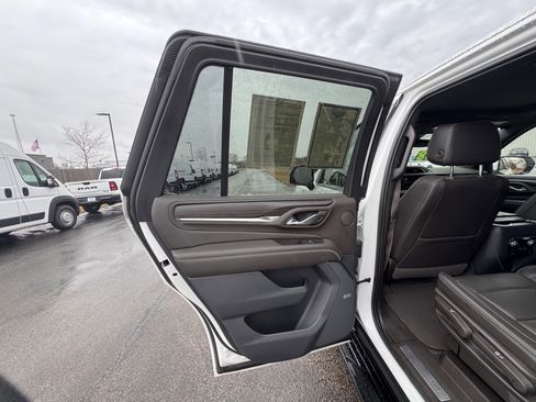 Used 2022 GMC Yukon Denali image 26