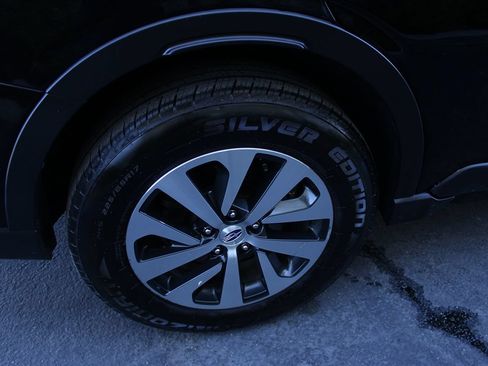 Used 2022 Subaru Outback Premium AWD/4WD image 21