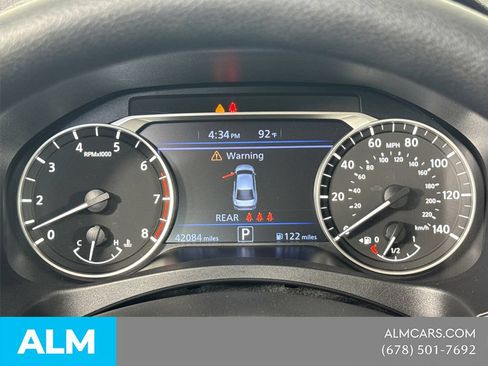 Used 2025 Nissan Altima 2.5 SV FWD image 30