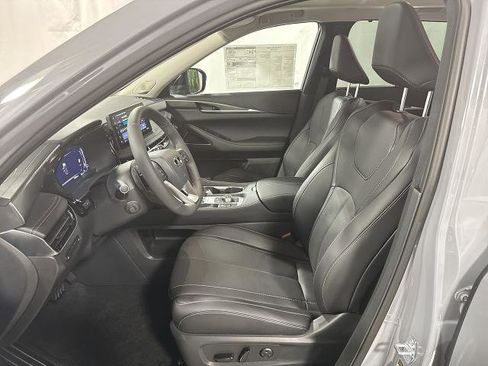 Certified 2026 INFINITI QX60 Luxe w/ Cargo Package image 3
