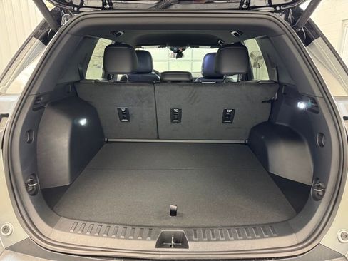 New 2026 Chevrolet Equinox LT w/ Convenience Package II image 24