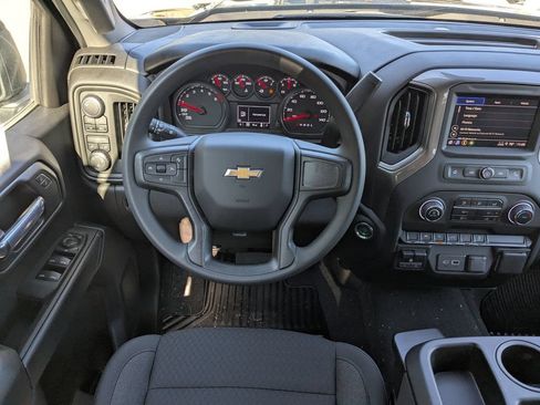 New 2025 Chevrolet Silverado 1500 Custom AWD/4WD image 17