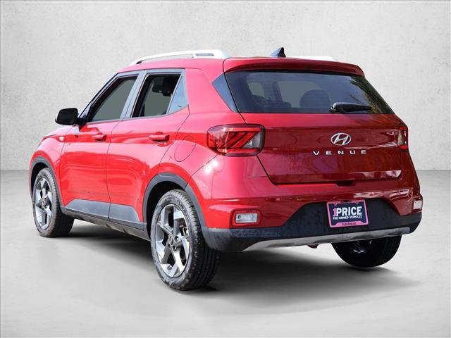 Used 2022 Hyundai Venue SEL FWD image 7