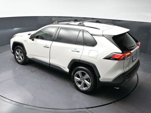 Used 2020 Toyota RAV4 Limited AWD/4WD image 30