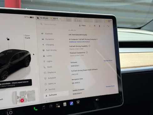 Used 2024 Tesla Model Y Long Range RWD image 22